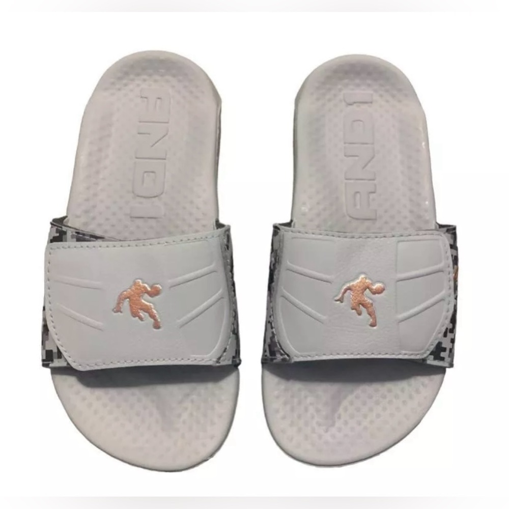 BUNDLES for children size 6-7years, includes flip flops, Spider Man pajama - Picture 3 of 3